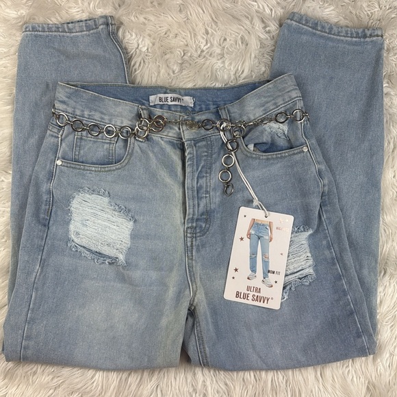 Blue Savvy Denim - NWT Blue Savy High Rise Mom Fit Light Wash Distressed Jeans